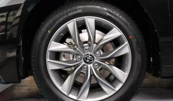 丰田亚洲龙是什么牌子的轮胎(普利司通轮胎)-第1张图片