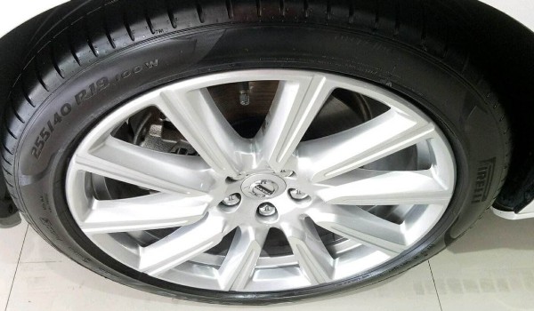 沃尔沃S90轮胎规格,S90轮胎尺寸(轮胎型号)-第3张图片